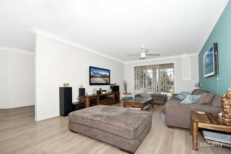Property photo of 32 Billabong Drive Cameron Park NSW 2285