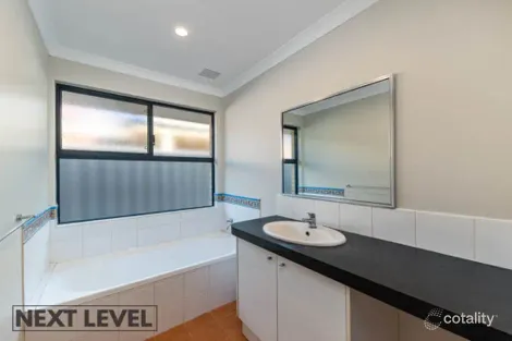 Property photo of 8 Clarafield Meander Tapping WA 6065
