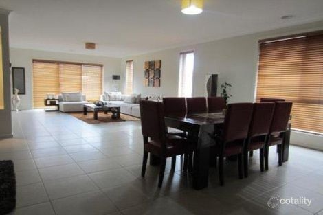 Property photo of 10 Rising Sun Parade Tarneit VIC 3029