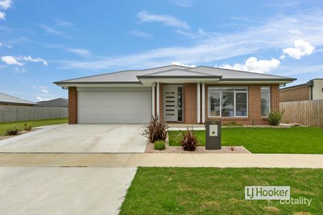 15 Bishop View, Paynesville, VIC 3880