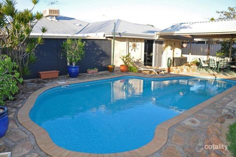 27 Nabberu Loop, Cooloongup, WA 6168