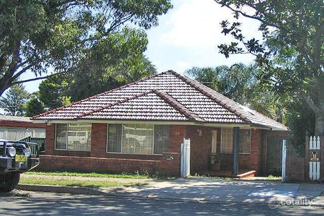 13 Planthurst Rd, Carlton, NSW 2218