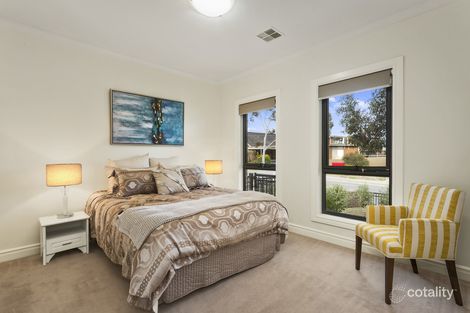 Property photo of 1/647 High Street Road Glen Waverley VIC 3150