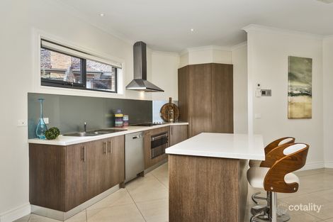 Property photo of 1/647 High Street Road Glen Waverley VIC 3150