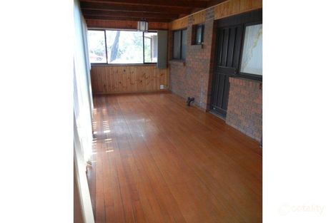 Property photo of 2 Carbora Dale Greensborough VIC 3088