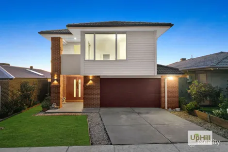 12 Blacksmith Way, Clyde North, VIC 3978