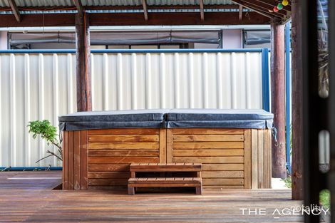 7 Cottesloe Cres, Secret Harbour, WA 6173