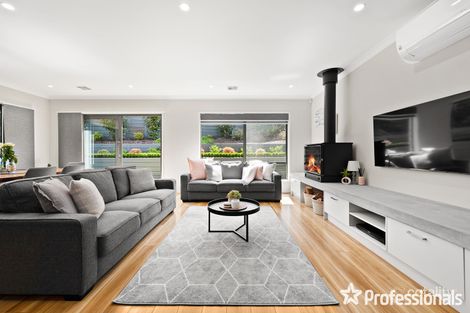 Property photo of 13 Huntly Avenue Mooroolbark VIC 3138