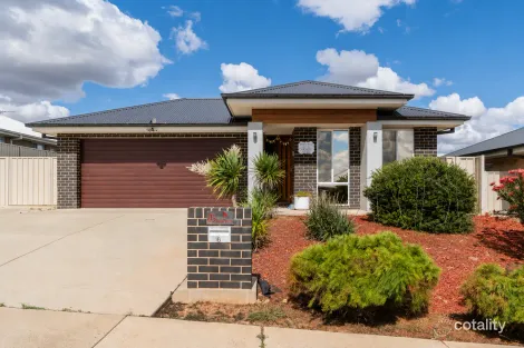 6 Jumbuck Dr, Gobbagombalin, NSW 2650