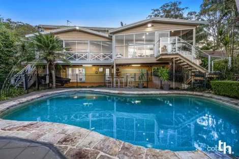19 Charlton St, Eleebana, NSW 2282