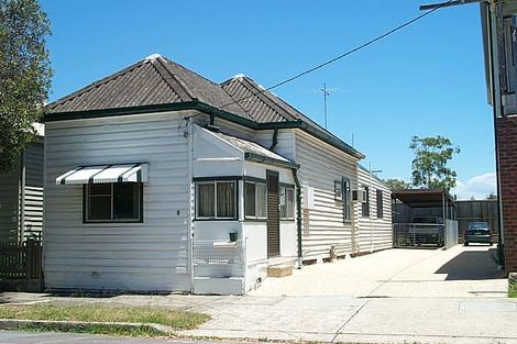 8 Bennett St, Hamilton, NSW 2303