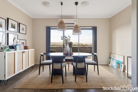 Property photo of 20 Swagman Walk Wollert VIC 3750