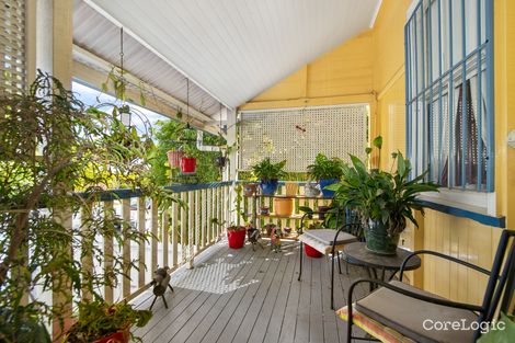 Property photo of 82 Mountjoy Terrace Wynnum QLD 4178