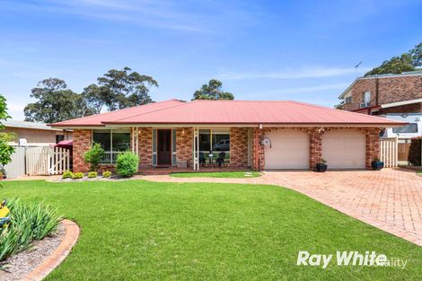 Property photo of 32 Lewana Close Lilli Pilli NSW 2536