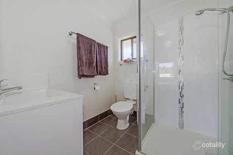 Property photo of 17 Catamaran Street Manly West QLD 4179