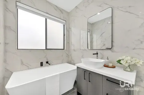 Property photo of 25 Basalt Street Donnybrook VIC 3064