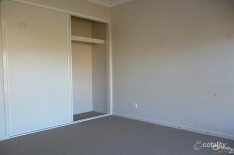 Property photo of 31 Bounty Circuit Eli Waters QLD 4655