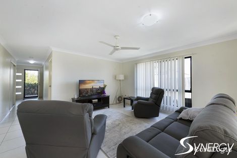 Property photo of 5 Outlook Court Ashfield QLD 4670