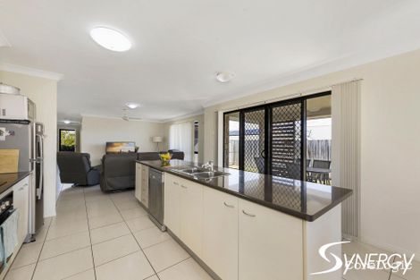 Property photo of 5 Outlook Court Ashfield QLD 4670