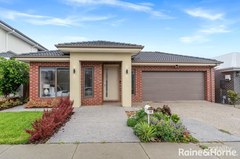 Property photo of 19 Beavers Street Mickleham VIC 3064