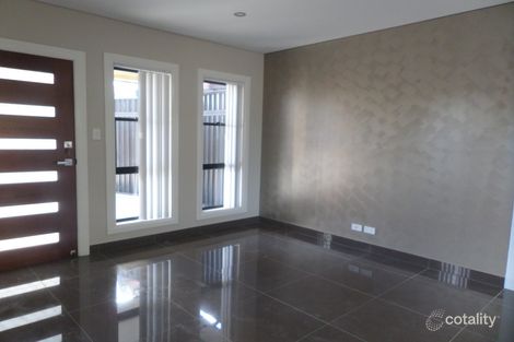 Property photo of 16 Insignia Street Sadleir NSW 2168