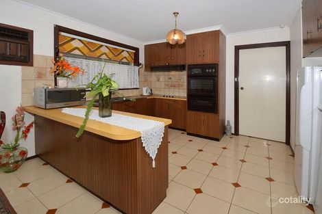 Property photo of 36 Redditch Crescent Deer Park VIC 3023