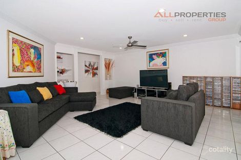 Property photo of 15 Buckinghamia Place Stretton QLD 4116