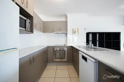 Property photo of 45/112-116 Surf Parade Broadbeach QLD 4218