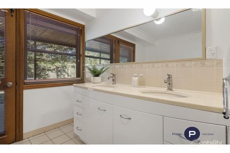 Property photo of 38 Illoura Grove Karana Downs QLD 4306