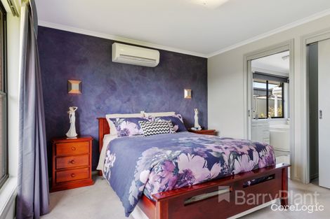 Property photo of 18 Edgewood Court Delacombe VIC 3356