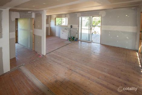 Property photo of 11 Hillside Avenue Eildon VIC 3713
