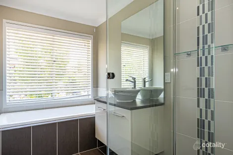 Property photo of 34 Tea Trees Avenue Springfield Lakes QLD 4300