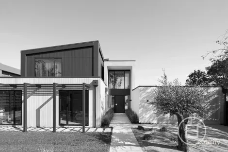 Property photo of 5 Narrung Road Mount Eliza VIC 3930