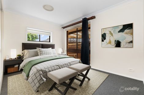 Property photo of 11 Keats Place Ingleburn NSW 2565