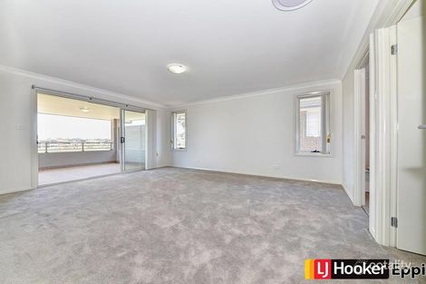 Property photo of 26 Oakhill Crescent Colebee NSW 2761