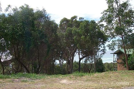 69 Tramican St, Point Lookout, QLD 4183