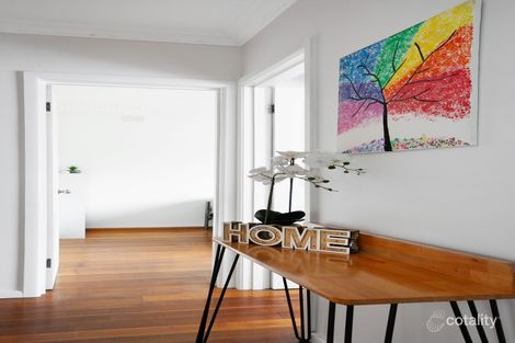 Property photo of 70 Tunaley Parade Reservoir VIC 3073