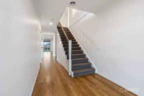 Property photo of 30 Glenwood Avenue Wollert VIC 3750