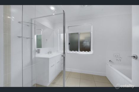 Property photo of 29 Seagull Boulevard Kirkwood QLD 4680