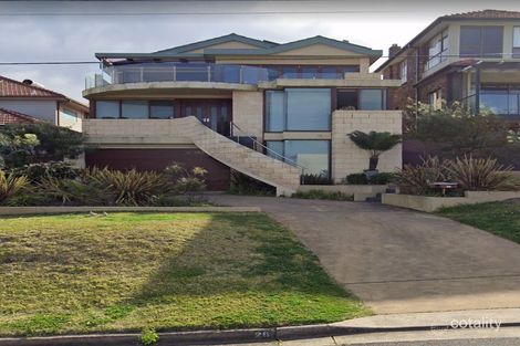 Property photo of 28 Delaigh Avenue North Curl Curl NSW 2099