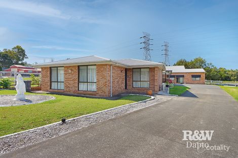 Property photo of 9 Pharlap Avenue Kembla Grange NSW 2526
