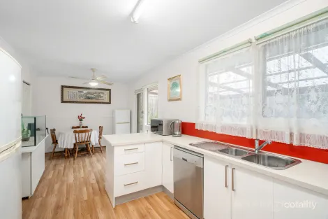 Property photo of 5 Chirnside Drive Chirnside Park VIC 3116