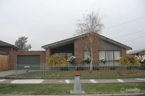 14 Arnside Cres, Westmeadows, VIC 3049