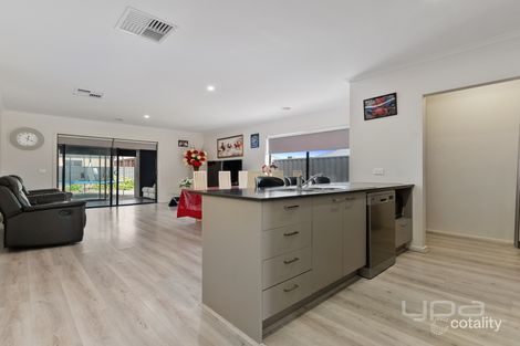 Property photo of 65 Willandra Boulevard Harkness VIC 3337