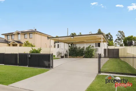 Property photo of 28 Narooma Drive Prestons NSW 2170