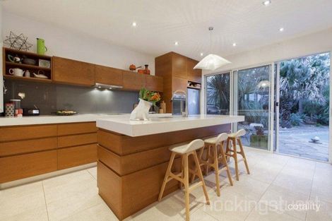 Property photo of 13 Carinya Road Bentleigh East VIC 3165