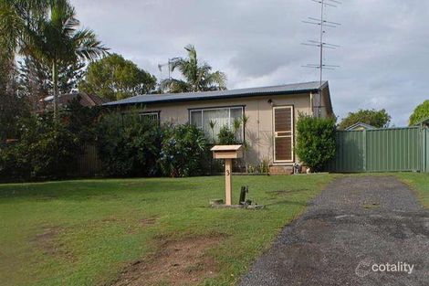 3 Coonanga Ave, Budgewoi, NSW 2262