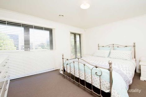 Property photo of 10 Ulmara Parkway Maidstone VIC 3012