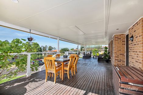 Property photo of 2 Crown Close Rutherford NSW 2320