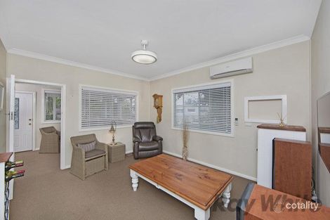 Property photo of 2 Hunter Street Charmhaven NSW 2263